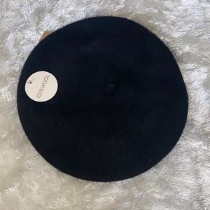 Beret hat